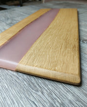 Charger l'image dans la galerie, planche de service résine époxy et chêne massif