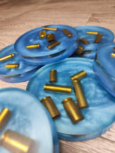 Charger l&#39;image dans la galerie, Dessous de verre bleu du chasseur
